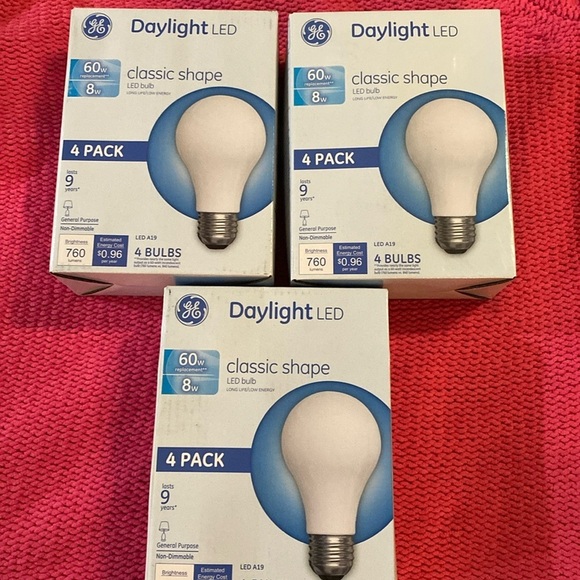 2/$20.  Daylight LED Bundle - Picture 1 of 6
